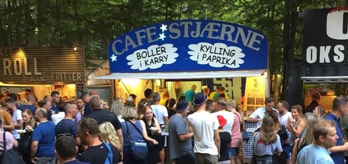 Stjær Boldklubs madbod ved SMUKfest - Cafe Stjær'ne